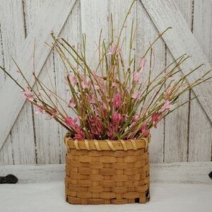 Woven Wall Basket & Pink Floral Flowers Wall Pocket Hanging Flower Basket